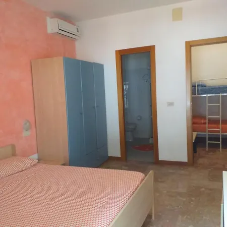 Quadruple Just Steps From The Sea - Ideal For A Relaxing Vacation Bed & Breakfast 3*