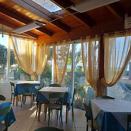 Bed & Breakfast Quadruple Just Steps From The Sea - Ideal For A Relaxing Vacation