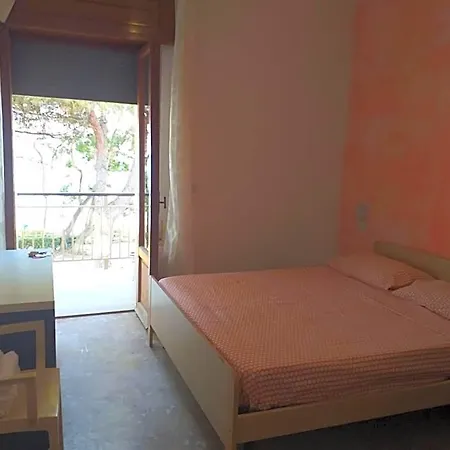 Quadruple Just Steps From The Sea - Ideal For A Relaxing Vacation Bed & Breakfast