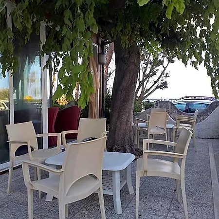 Quadruple Just Steps From The Sea - Ideal For A Relaxing Vacation